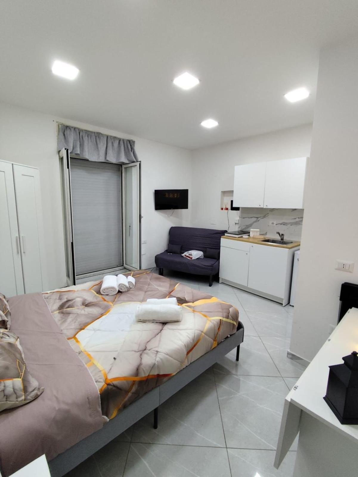 Apartamento Bro And Sis House Nápoles Exterior foto
